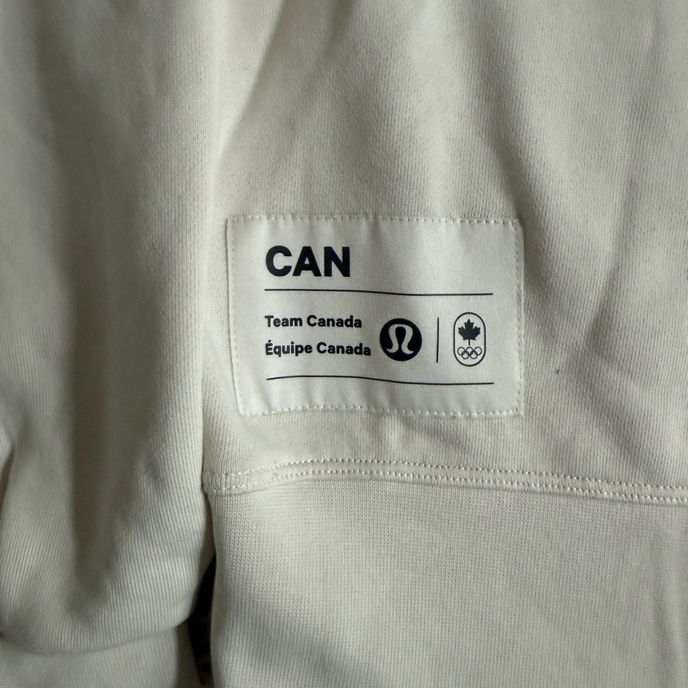 Lululemon Team Canada cropped sweatshirt. NWOT